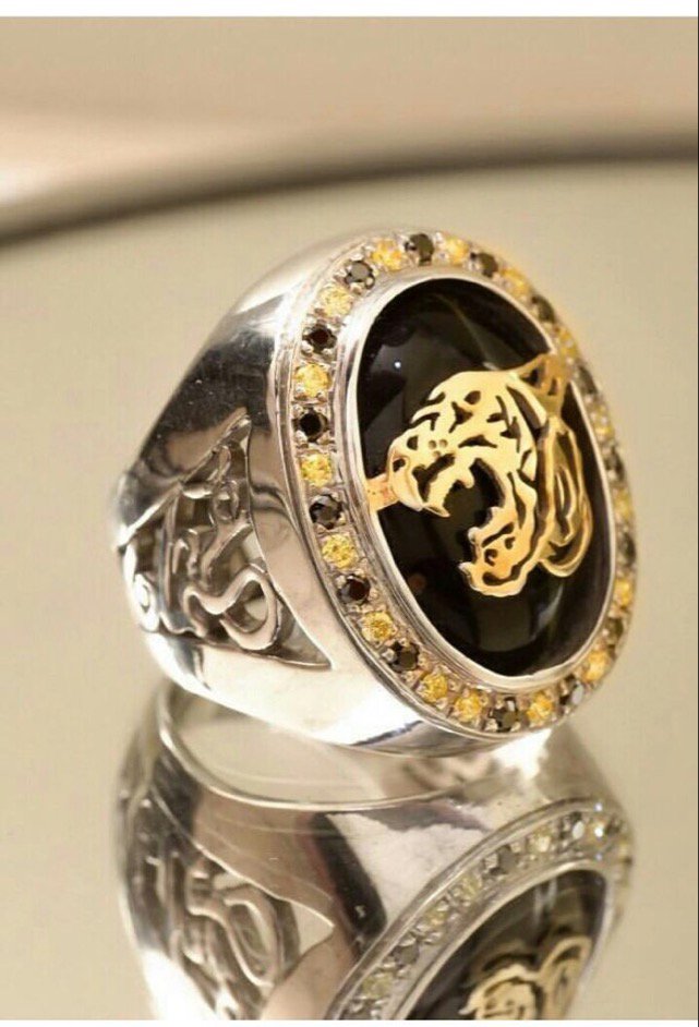 jooryalha's tweet photo. خواتم بشعار الانديه https://t.co/CQ8UxJEbrN