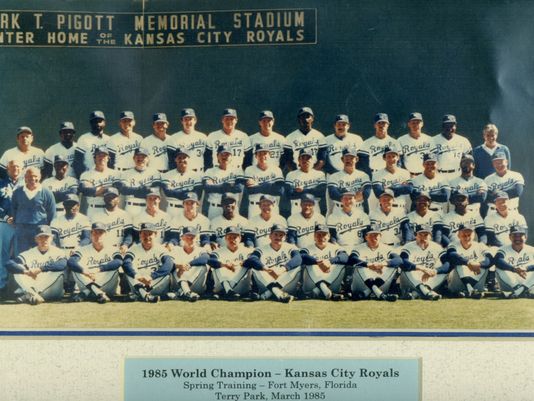 Dear 2015 <a href="/Royals/">Kansas City Royals</a>-welcome to a fraternity 30 years in the making! Your pals, the 1985 World Champs! Way 2 go boys!