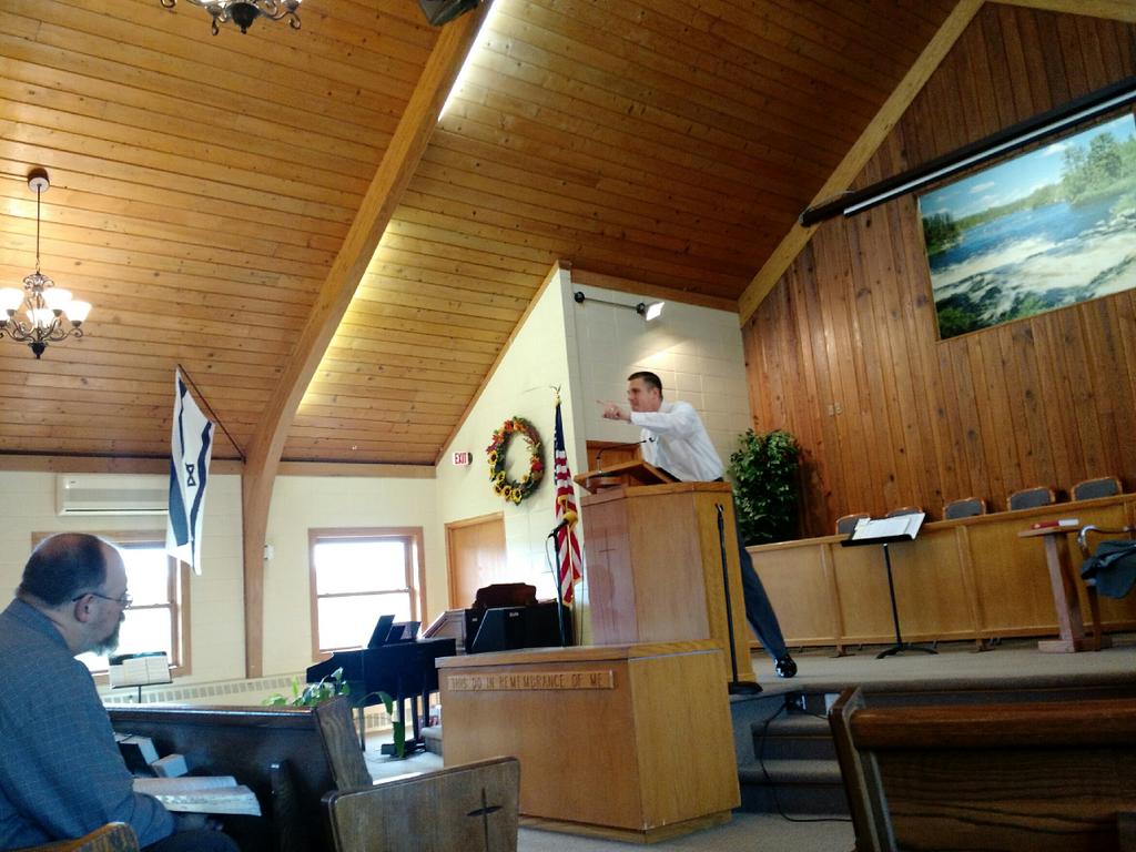 calebgarraway's tweet photo. Always a blessing to be w/ PastorBorner of ImmanuelBC in MenomoneeWI! Great weekend ofmeetings! #Liberty #FullAltars https://t.co/FMjG0Nehg7