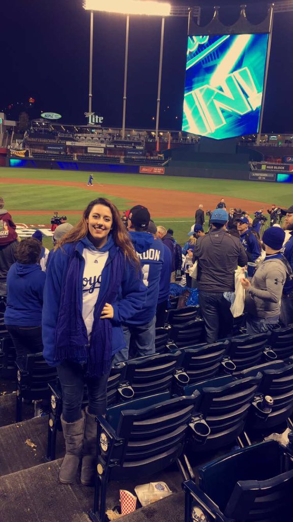 LizzDwyer's tweet image. Blessed to have witnessed this series. Congrats @Royals #BleedBlue #ForeverRoyal #GOTTHECROWN