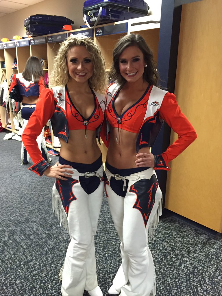 DBC_AnnMarie's tweet photo. 7-0!! Tonight was perfect! Thank you Mr. B #SNFundefeated ๐ด๐๐ https://t.co/AOC2fM51xa
