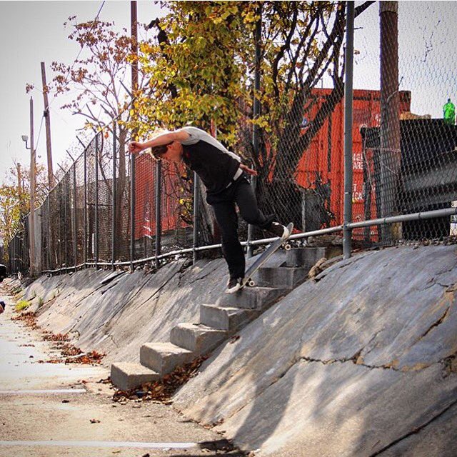 Back 👃🏻 blunt 📸 <a href="/Mymanzandthem/">Mymansandthem</a>