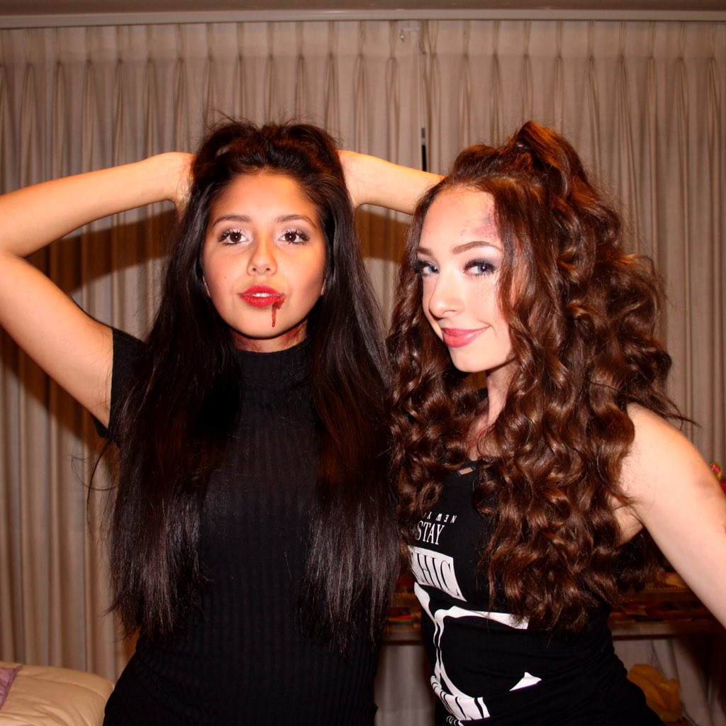 chalperin98's tweet photo. Halloween was littt!!๐ฅ so many people ๐น dope night @audrey71499 #blooddd https://t.co/tKpOH8WhQT