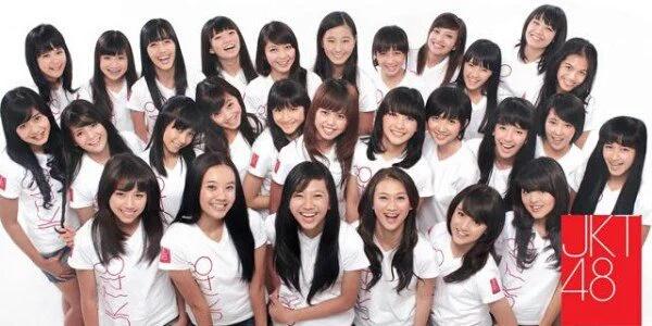 syarif_R48's tweet photo. Udah 4 tahun jadi penggemar JKT48, semangat &amp; Sukses terus buat #JKT48
#Happy4thAnniv1stGenJKT48 https://t.co/0SNuiIJN1j