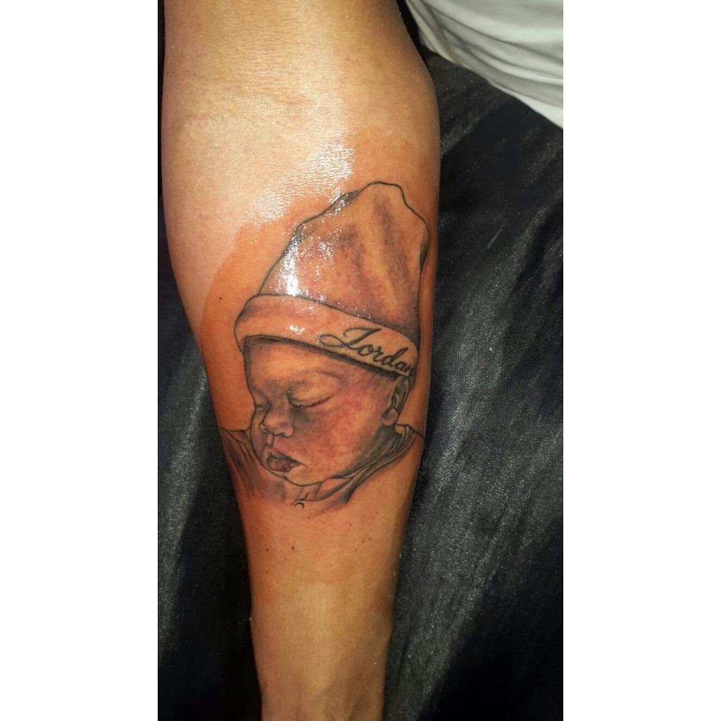 Eroldrake's tweet photo. Big S/O to @The_Inksmith for delivering a masterpiece #OVOjordan #Tattoo #Potrait https://t.co/R5V5C2lksb