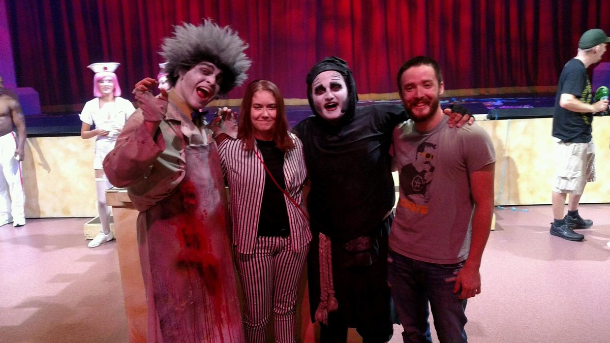 kaeliemc's tweet photo. #selfiends @howloscream https://t.co/XCBKibRIj8