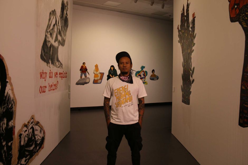 Seniman Australia dan Indonesia bersanding dalam 'Monster Pop' di Darwin
australiaplus.com/indonesian/201…
<a href="/AvaniDias/">Avani Dias</a>