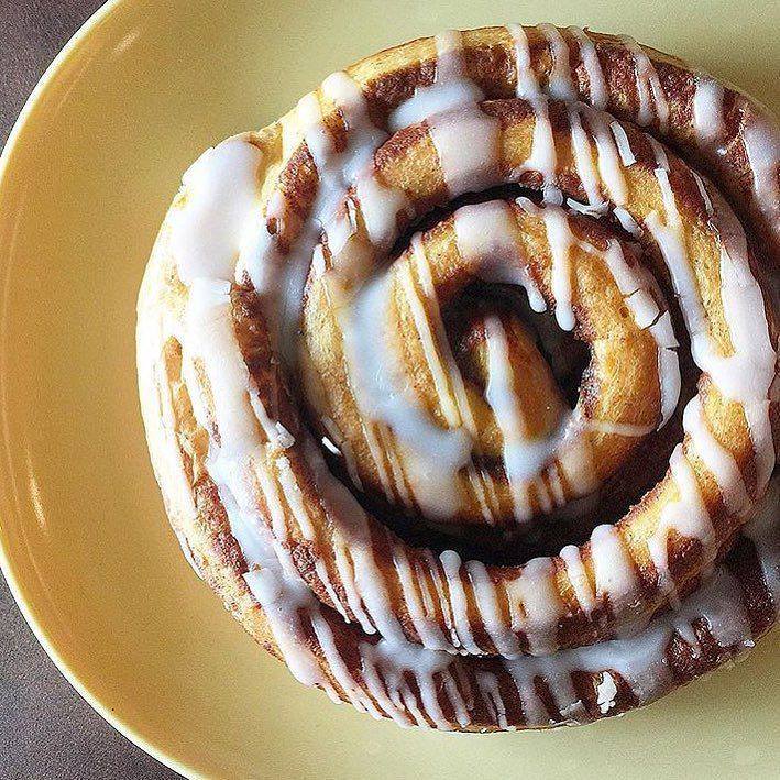 FoodPornDoctor's tweet photo. O #RT C @yoorihur Cinnamon Roll to help you roll out of bed from @PaneraBread! #feedyourso… https://t.co/1QHY2BwSUF https://t.co/IczxH1wwVL