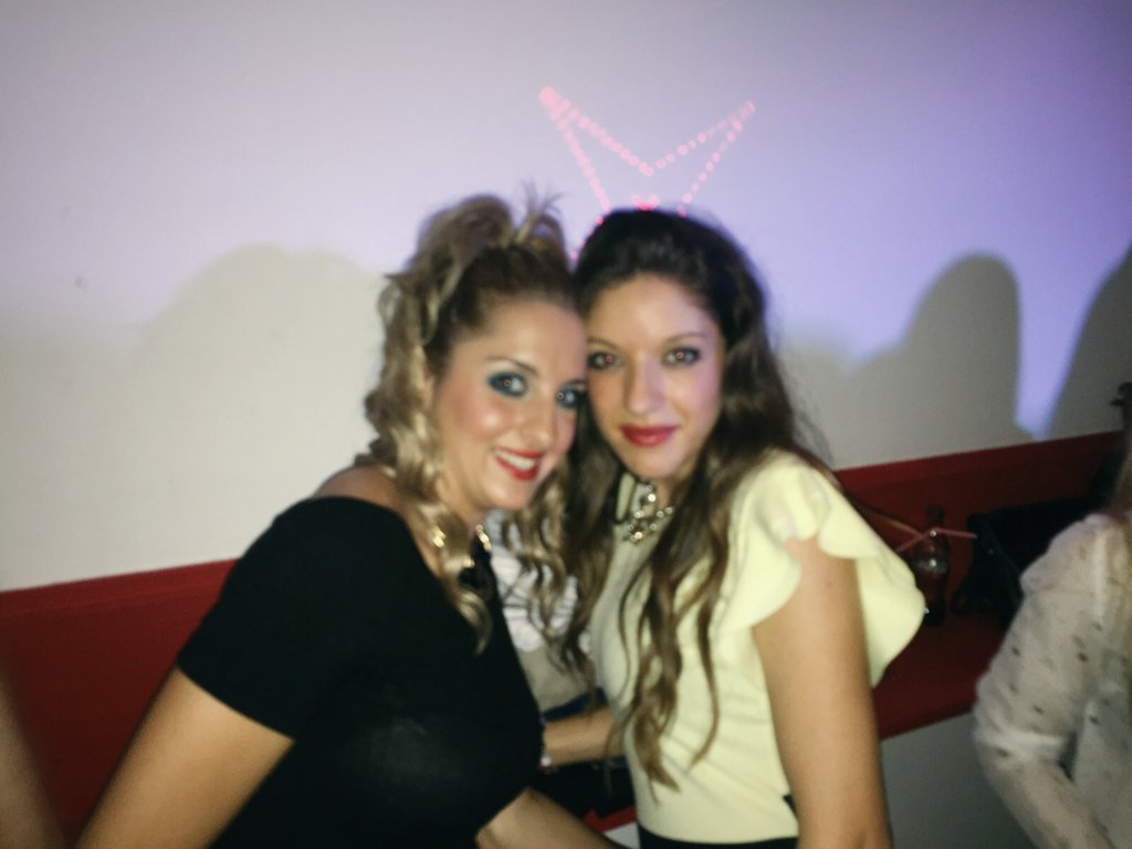 PubGuggen's tweet photo. #DomingoGuggen #Badajoz
#fiesta #Hallowen
#Urba #AmbientePerfecto
#Musicón #yalosabes https://t.co/guQwtLUYfa