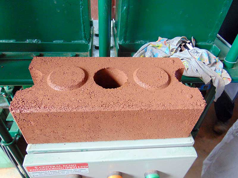 SAPSriLanka's tweet photo. Training on Stabilized Soiled Brick Manufacturing https://t.co/fRfOjUG9oT