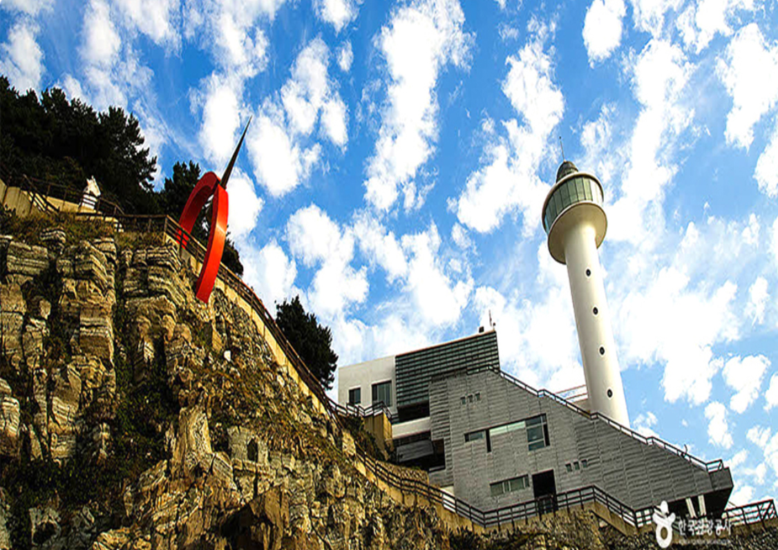 화려한 빛의 향연 부산트리문화축제/신세계 프리미엄아울렛/태종대/오륙도스카이워크
tour1144.com/goods_view.php…