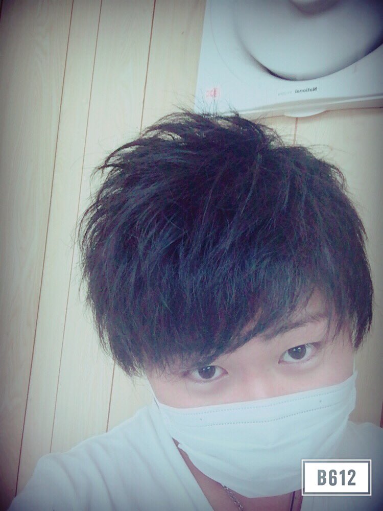 ট ইট র Sei 髪セット ナチュラルに 左から右に流す様にせっとしてみました 作りこまないのを意識して がっつりではない束をつくりました ワックスはデューサー6 アイロンはヴィーナスヘアアイロンです T Co 7zg7ifr2p1