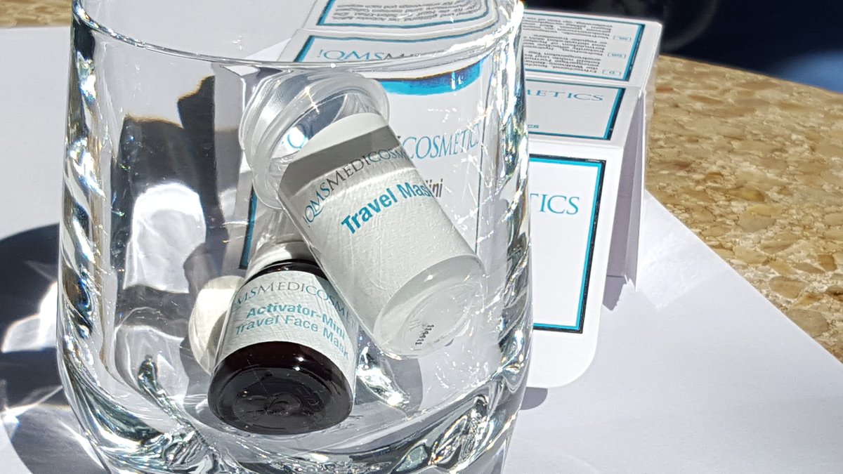 JoziStyle's tweet photo. The gift of eternal youth from #QMSMediCosmetics @FutureThis_SA - Guess how I started my birthday? :) Thank you! https://t.co/OCZXr1OhUG