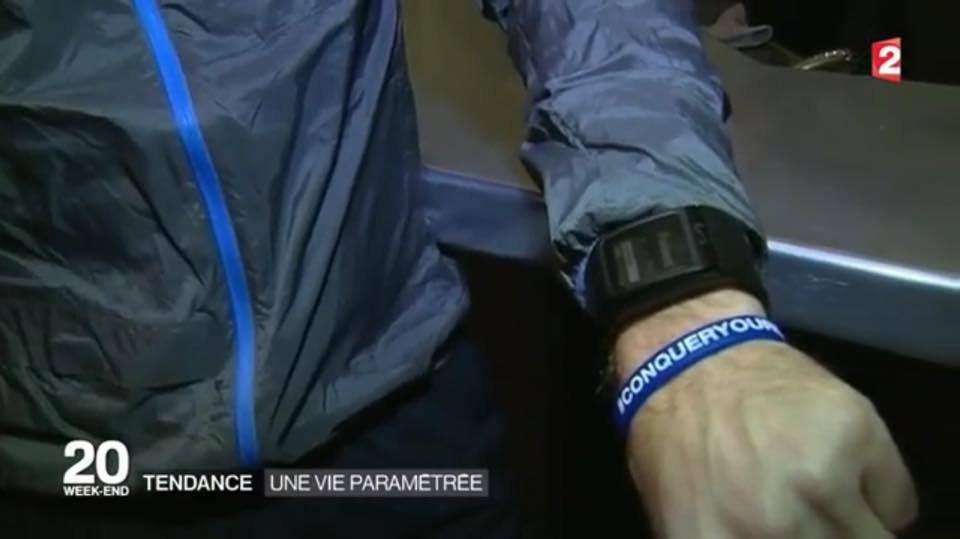 LudoChevallier's tweet photo. @Conqueryourday & #ELMUT photoBOMBED le JT de @France2tv https://t.co/LLVxuPnYac #WearableTech #fashion #community https://t.co/dmofeHoWOc