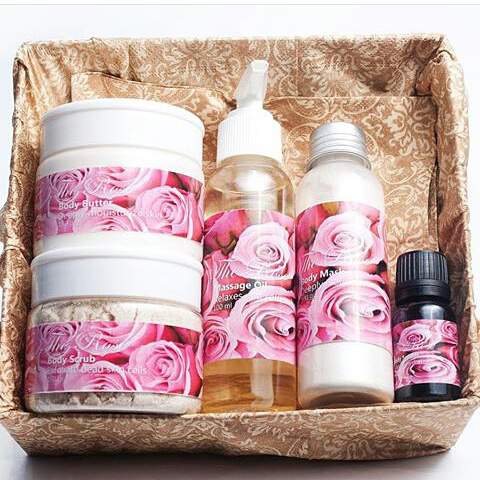 WowSalahGaul's tweet photo. SKINCARE LANGGANAN PARA ARTIS &amp; SELEBGRAM ➡ @UnFRBeutyskin @UnFRBeutyskin Buruan invite pin: 5745734F DIJAMIN PUASS! https://t.co/FghfbeUKOH