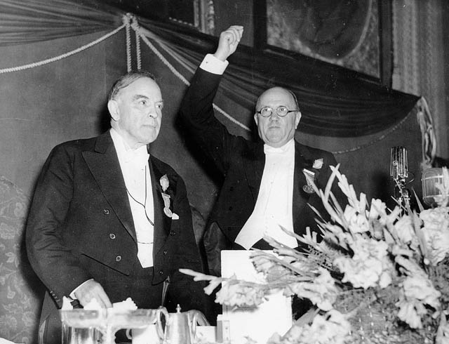 This is What William Lyon Mackenzie King and Ernest Lapointe Looked Like  on 8/8/1939 