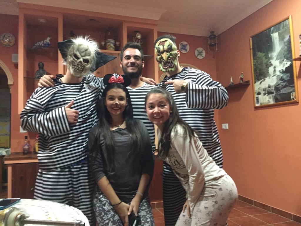 LidiaLeyton29's tweet photo. Que buen Halloween 😆🎃 https://t.co/TZNG0UStlu