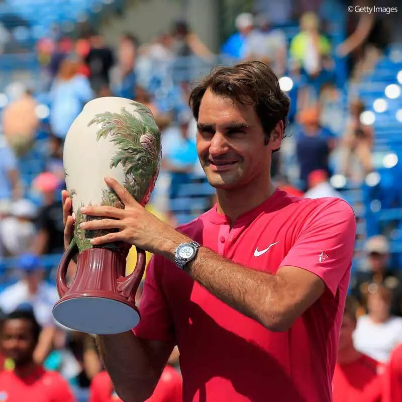 aartist_11's tweet photo. #RF87 and #RF88 the best moments of 2015 #vintage #RogerFederer #SABR 
😆🎩🍕🍇🍷🎾🏆🏆🔝✅🌟 https://t.co/RM8knUtLl6