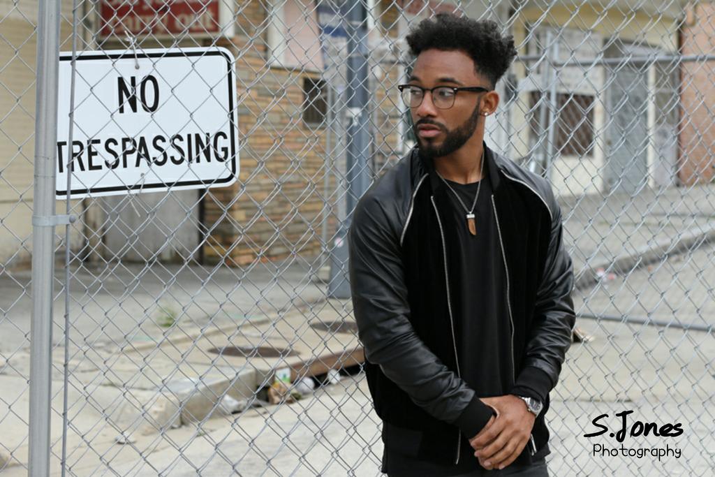 MissCrypto27's tweet photo. No Trespassing. #Photography #Art #Actor #PhotoLady https://t.co/7IGMTPxXDw