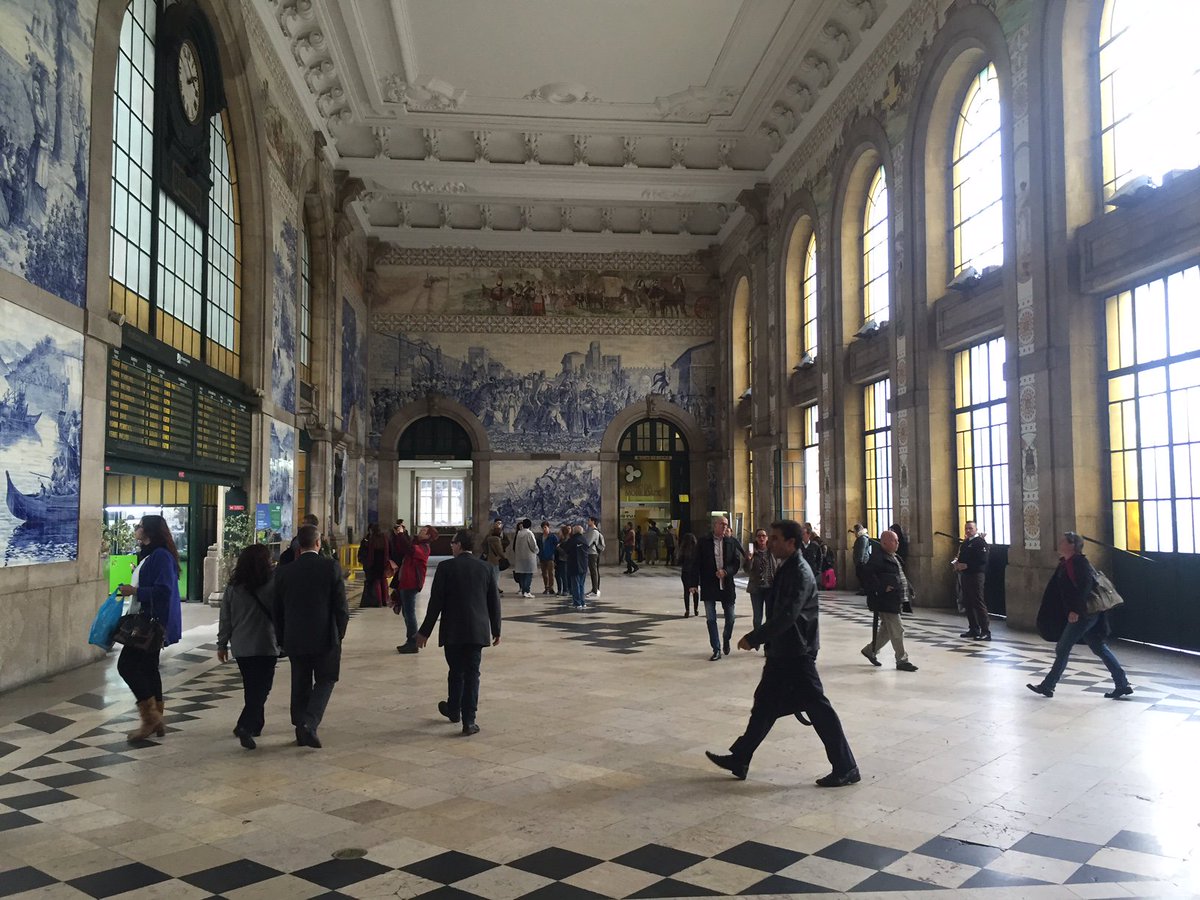 deROTAID's tweet photo. #defibrillator & #Rotaid installed at the #EstaçãodeSãoBento in #Porto by our partner #Senilife! #beautiful #DAE https://t.co/AqZLl67toG
