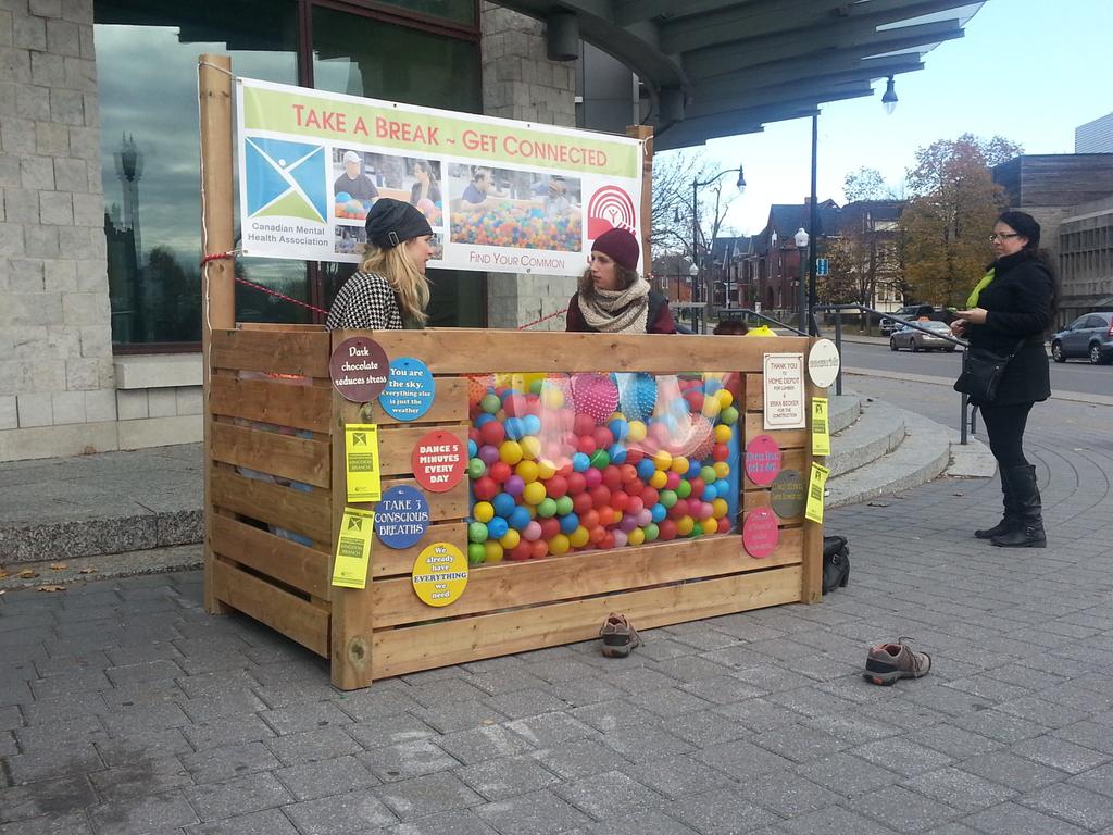 AccessHubQU's tweet photo. #QThrive focusing on building positive mental health has an info booth and ball pit outside Stauffer! @queensu https://t.co/tPYUsFViyh