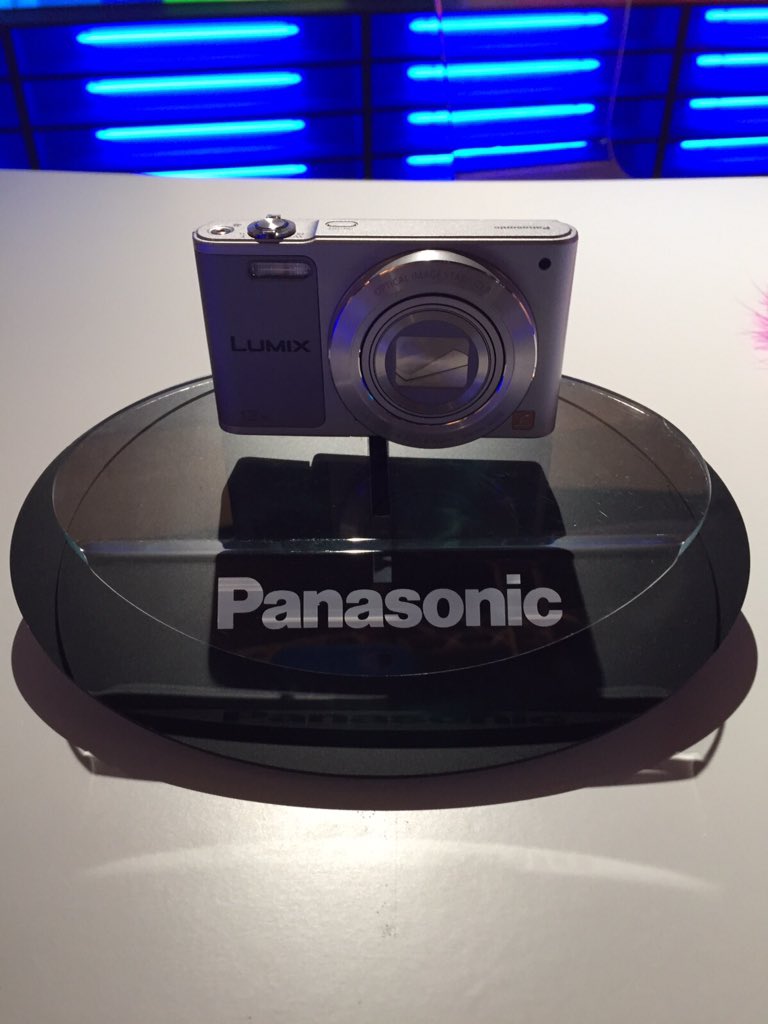 Κάντε RT και ένας τυχερός θα κερδίσει μια <a href="/PanasonicGreece/">Panasonic Greece</a> LUNIX DMC SZ10 φωτ. μηχανή #logotivis <a href="/ALPHA_TV/">ALPHA TV</a>