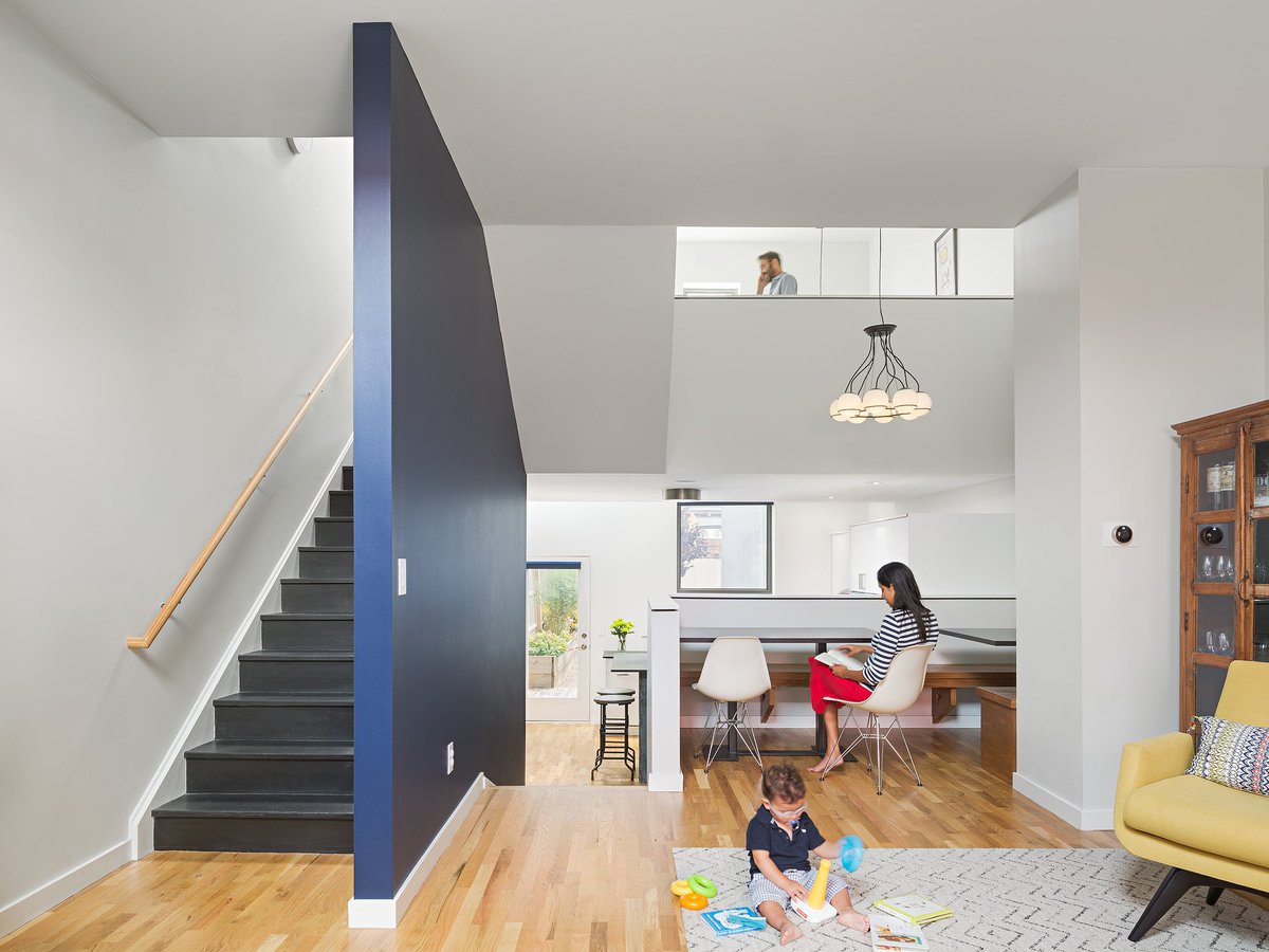 DIGSAU's tweet photo. Thanks @samoberter for the great shots of the #7LayerHouse, a really fun collaboration with @postgreenhomes. https://t.co/opMcJ17WYN