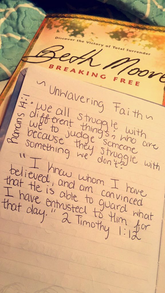 LoganDalainey96's tweet photo. Best book I've ever read. Give it a read #breakingfree #SlavetoChrist https://t.co/NFj30zi4PO