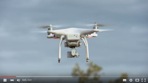 UA_Universidad's tweet photo. #Drones que toman decisiones en vuelo y trabajan en equipo. Nueva #tecnología #UA  https://t.co/boRfFyT7g8 https://t.co/3suKhpKRFJ