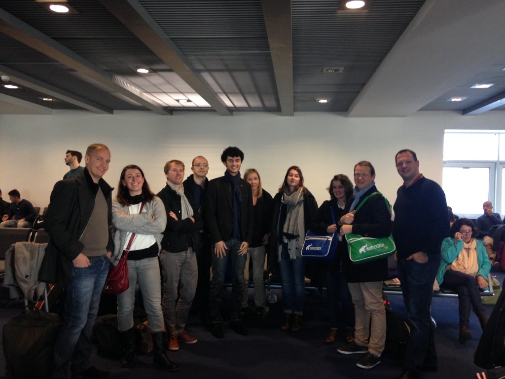 CantineNantes's tweet photo. Délégation @NantesTech prête à décoller pour le @WebSummitHQ \o/ #Dublin #Nantes https://t.co/AzXrE2BMut