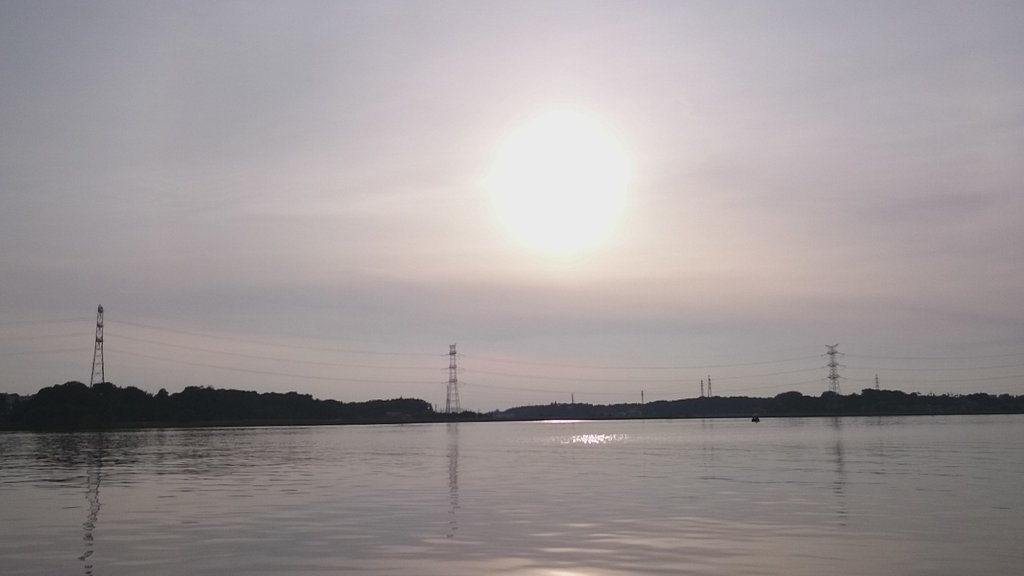 ayaponnu's tweet photo. そしてボートという物に乗った記憶が無いので大人気なくガチ漕ぎwして「この沼の中で確実に1番速いィィイイッ!!」等と調子に乗って疲労困憊で帰ったのでした(猛爆)
全身鳥コーデでしたw🐥🎶
我孫子最高千葉最強✴
#JBF2015 https://t.co/XjToXyGiFe
