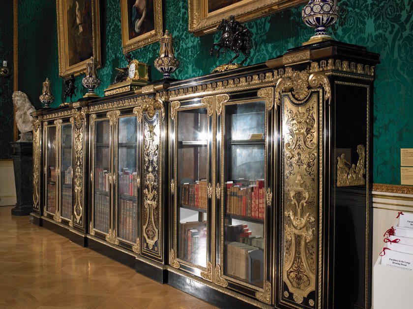 WallaceMuseum's tweet photo. Did you know we have a collection of rare books, & some are on display in the Londonderry Cabinet? #WallaceLibrary https://t.co/oY0QuIYf2q