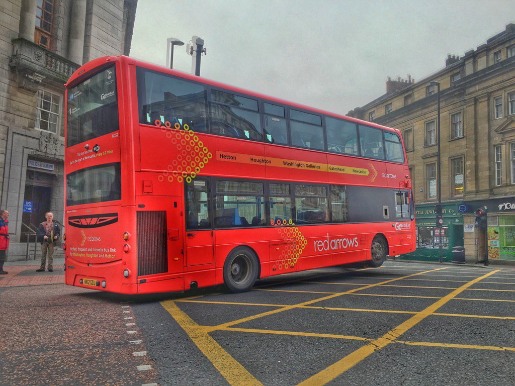 RaoulDixonNNP's tweet image. A @gonortheast  double decker bus turning the corner of Market st in Newcastle this morning #towed #notinservice