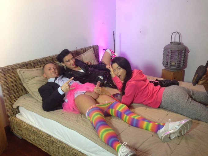 Secretxxx https://t.co/tvOXbXjolp<a href="/tag/nouvellephotodeprofil"class="tags"><span>#nouvellephotodeprofil</span></a>