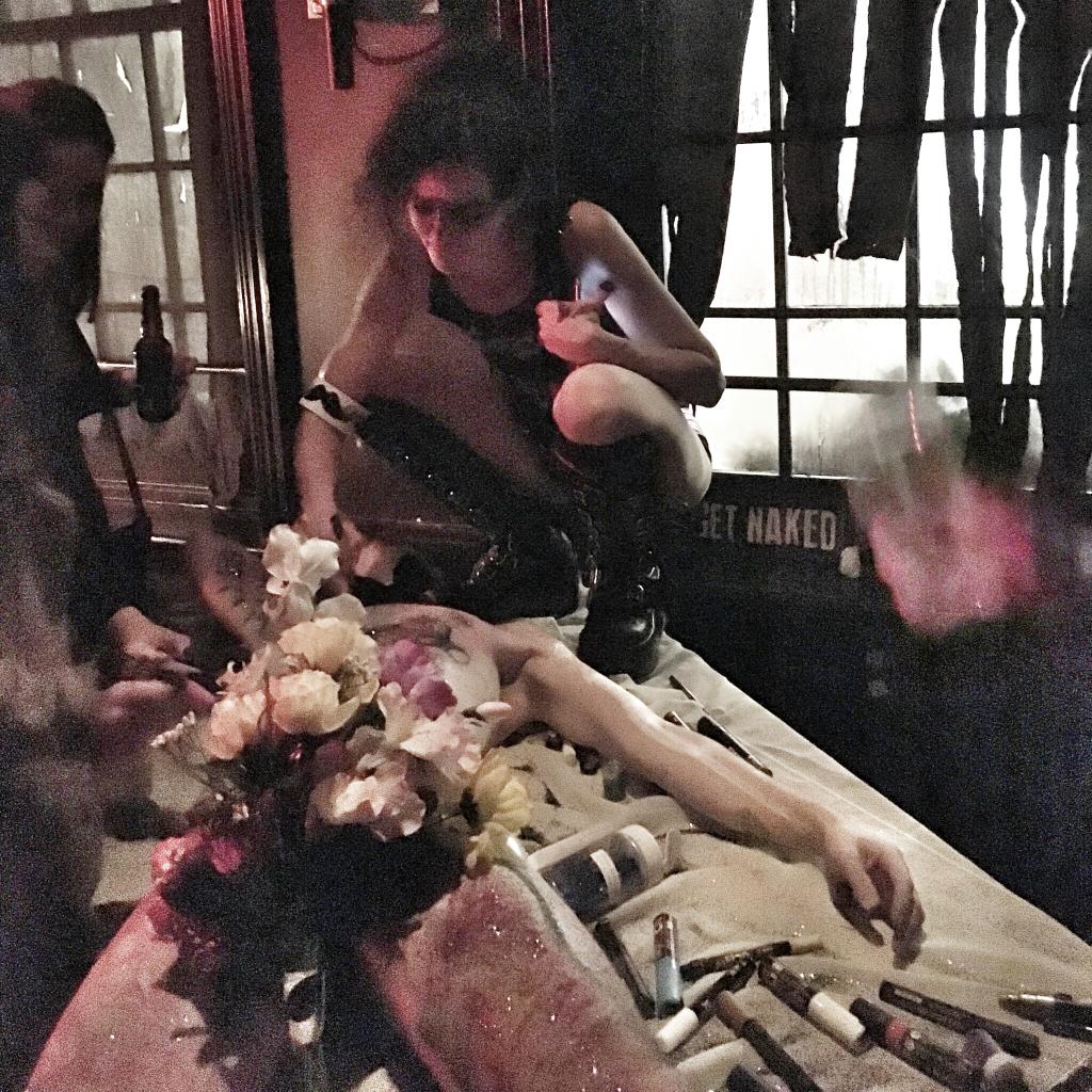 JudiDoodlecat's tweet photo. Ah #Halloween you beauty! @RITDMagic   @LeonSimmonds @joker_brighton  LET'S DO IT AGAIN!! #bodydoodle #TheLyingDead https://t.co/GxAFUKtOYv