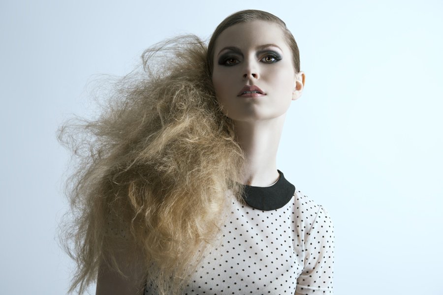 strangefacts34's tweet photo. Trichophagia is a rare compulsion to ingest hair. In 2012, doctors removed a 4-pound hairball from a girl’s stomach. https://t.co/RCAUTfSHeA