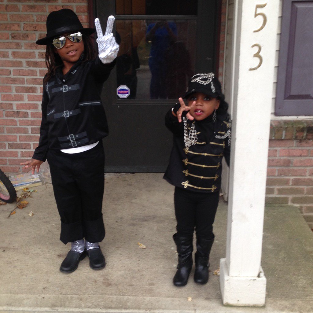 #moneyreallycounts tweet media