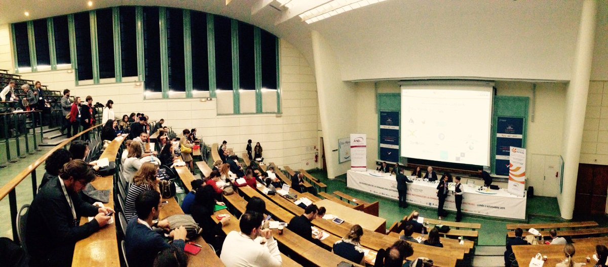 NeuroDam's tweet photo. @Mr_Pepeete @AdocMetis intervenants à la #JCFD2015: #docteurs très majoritaires malgré les fonctions très variées! https://t.co/mQ5EMiebO4