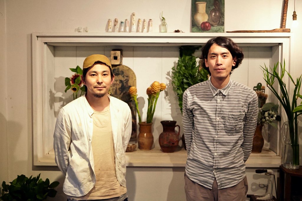 CONTRAST_MAG's tweet photo. 【新インタビュー公開！】[dialogue]はいいろオオカミ＋花屋 西別府商店｜共感がひとを呼ぶ

https://t.co/k5FnMsHMAj https://t.co/4oZN1Nltjw