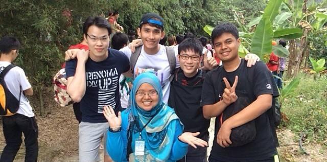 miramran's tweet photo. So he's a supermodel now (white tshirt) ๐ Bgga jap prnh jd fasi dia time 2iCamp TITAS kat MAC ๐ #OoiJinHoon #mss2015 https://t.co/Rb5q5mHUuO