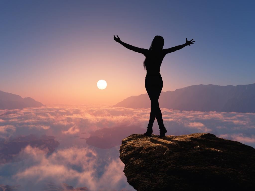 danahjerkovic's tweet image. Todo ocurre simultáneamente 
no existe el tiempo 
no hay límites en el espacio.
#IsabelAllende
@beatshoney 
F.C.W.R.