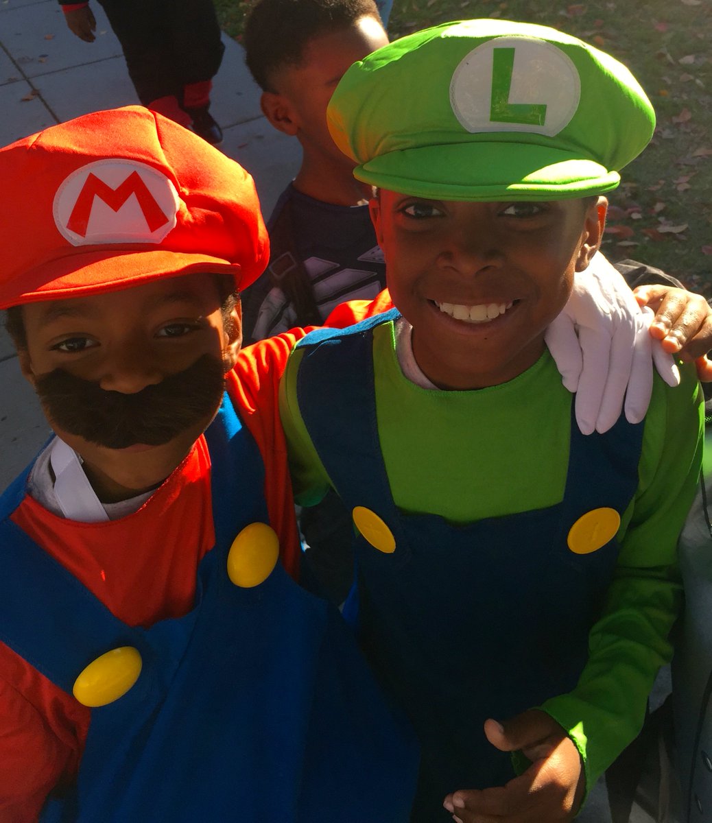 Boone_ES's tweet photo. Big fun at Harvest Festival 2015 https://t.co/48gjCZJcBt