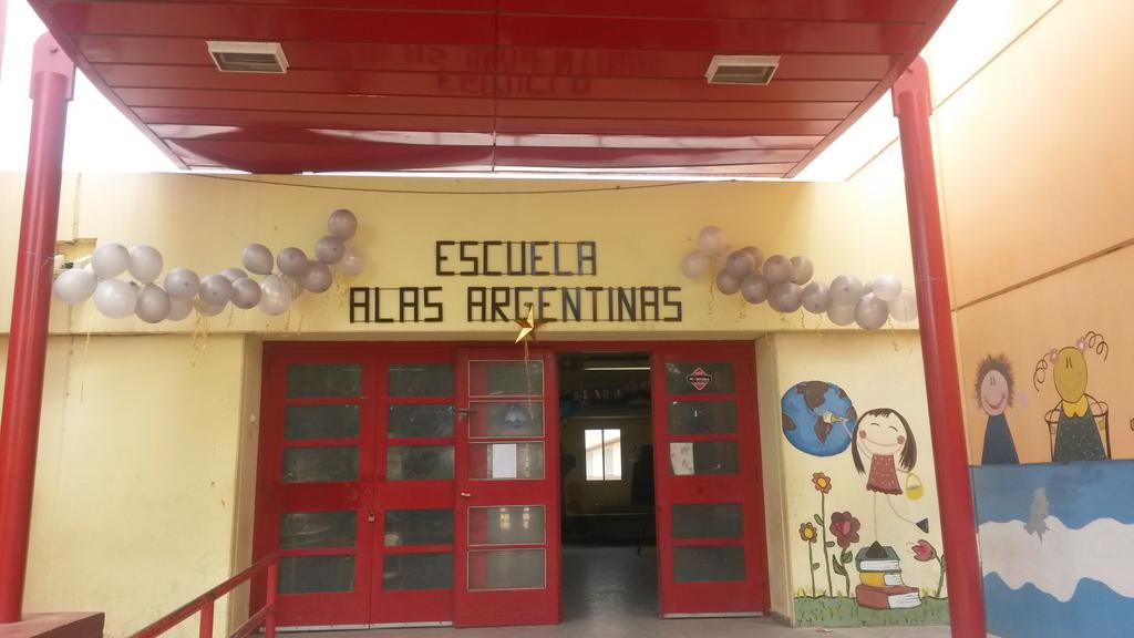 Kari_boca's tweet photo. #Aniversario #EscuelaAlasArgentinas !! muestra con tics @BrandolinMiriam #CCRTIC #DIMEPPT #DIMECF https://t.co/whZvHu0hJW
