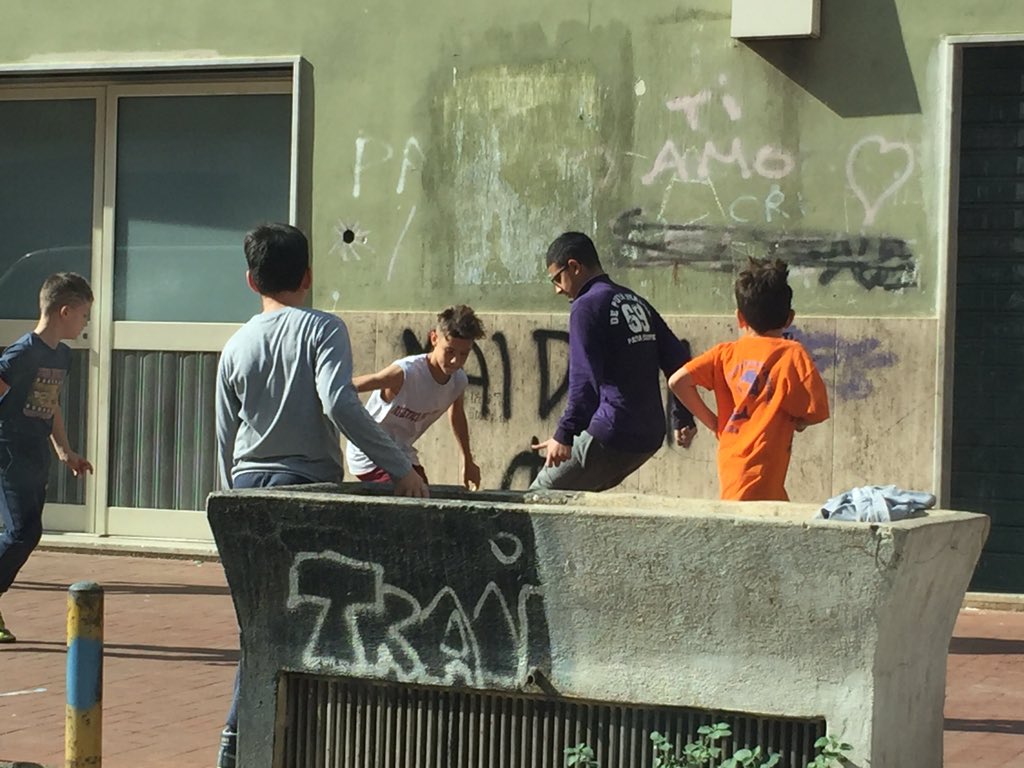 DiMarzio's tweet photo. E @palermocalcioit-@EmpoliCalcio inizia qui...dove #Accardi (ora dirigente) iniziava a giocare per strada @SkySport https://t.co/f3JhGcVz70