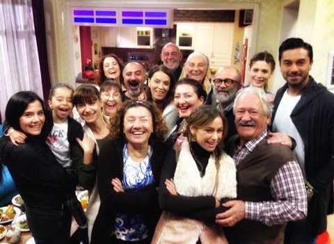 Zafer Ar (@zaferr_ar) on Twitter photo Kocaman Ailem, Canım Ailem
#KocamınAilesi
<a href="/Dilaverr_Ar/">Dilaver Ar</a> <a href="/GulayyAr/">Gülay Ar Ertekin</a> <a href="/hikmett_Ar/">Hikmet Ar ✨</a> <a href="/SenizzAr/">Şeniz Ar</a> <a href="/zuhal_ka1/">Zuhal Öztuna </a> Kocaman Ailem, Canım Ailem
#KocamınAilesi
<a href="/Dilaverr_Ar/">Dilaver Ar</a> <a href="/GulayyAr/">Gülay Ar Ertekin</a> <a href="/hikmett_Ar/">Hikmet Ar ✨</a> <a href="/SenizzAr/">Şeniz Ar</a> <a href="/zuhal_ka1/">Zuhal Öztuna </a>