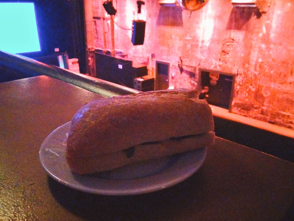 pierodibello's tweet photo. Waiting for the next talk we eat a giant panino #CodemoBerlin @CodemoBerlin https://t.co/ymoAbhOw1g