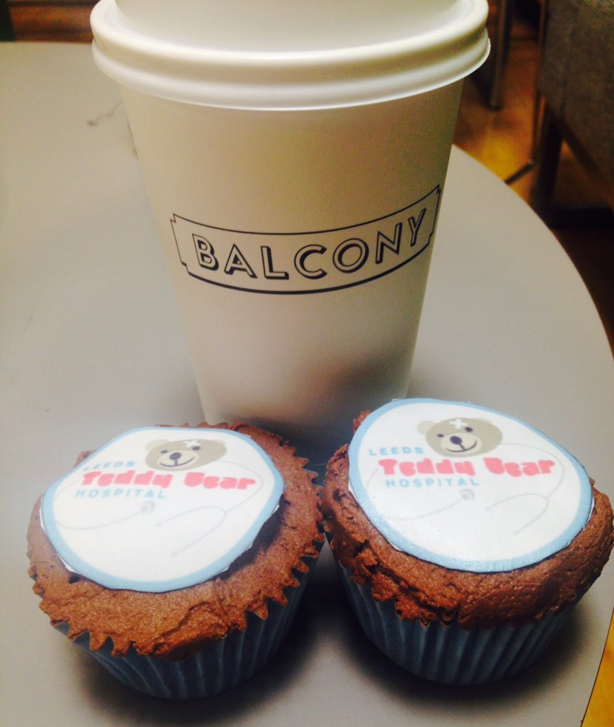 Teddy bear hospitals at Balcony 🐻 <a href="/LeedsUniUnion/">Leeds University Union</a> @LeedsVolunteer @LUU_Activities