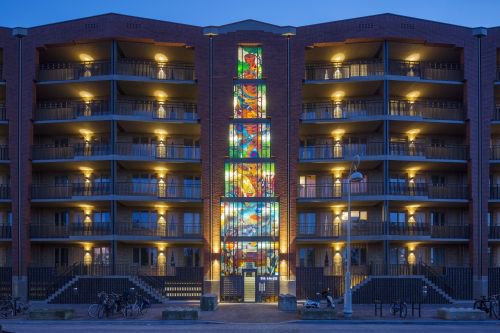 Kunstwerk in complex Oostpoort brengt geschiedenis tot leven #prettigwonen #socialehuur bit.ly/1LLI97C