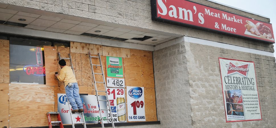 bengoldy's tweet photo. These #SmallBusiness owners stories are ones to learn by. #WeatherAffects https://t.co/2wFMzjE2k4 https://t.co/uQImRq47Kp