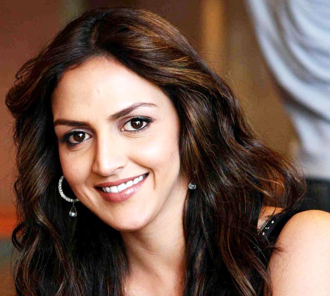 Happy Birthday to wish her & name your favorite movie of the actress! 